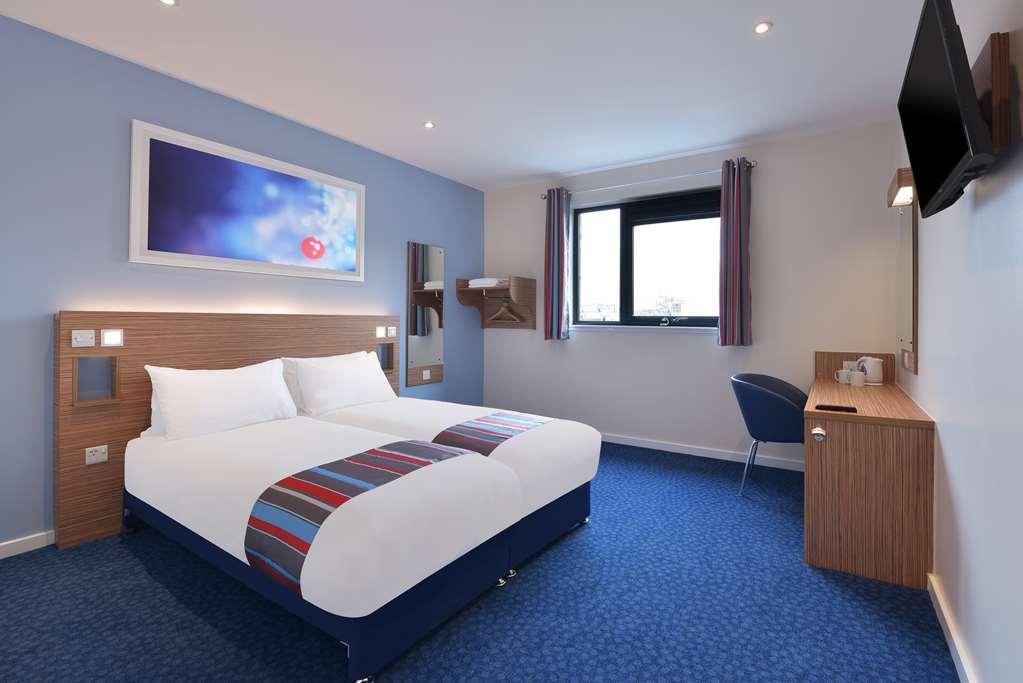 Travelodge Widnes Zimmer foto