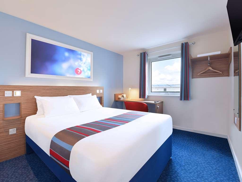 Travelodge Widnes Zimmer foto