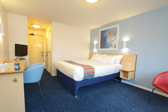 Travelodge Widnes Zimmer foto