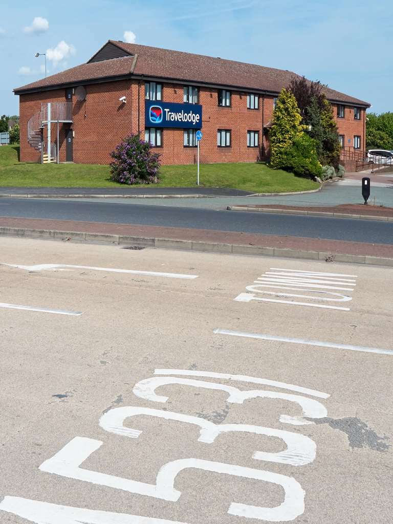 Travelodge Widnes Exterior foto
