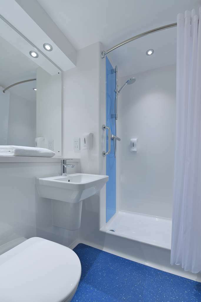 Travelodge Widnes Zimmer foto